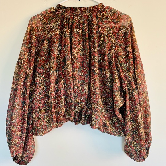 Kourt Patterned Cropped Top with Ballon Sleeves - Picture 5 of 8